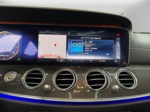 Used 2018 Mercedes-Benz E 63 AMG S image 27