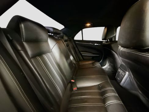 Used 2021 Chrysler 300 S image 27