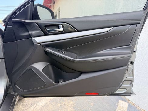 Used 2018 Nissan Maxima 3.5 SV image 23