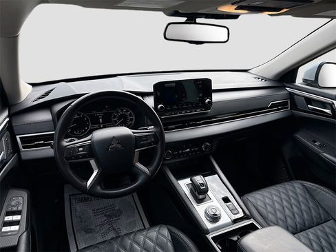 Used 2022 Mitsubishi Outlander SEL image 25