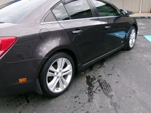 Used 2015 Chevrolet Cruze LTZ w/ Sun, Sound and Sport Package FWD image 9
