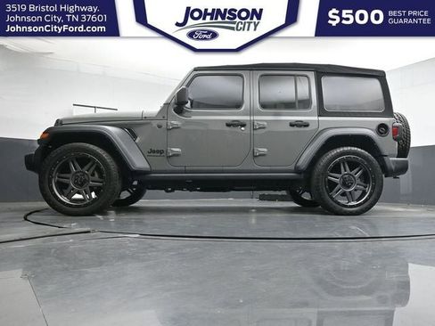 Used 2023 Jeep Wrangler Unlimited Sport AWD/4WD image 31