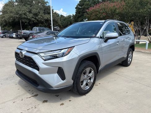 Used 2024 Toyota RAV4 XLE FWD image 1