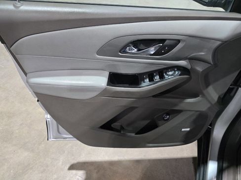 Used 2018 Chevrolet Traverse LT AWD/4WD image 24