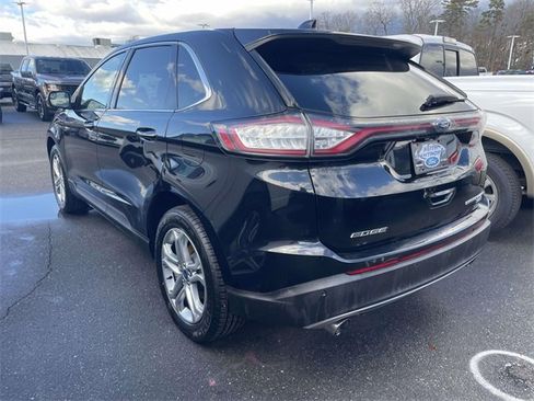 Certified 2018 Ford Edge Titanium w/ Equipment Group 301A image 4