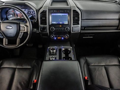 Used 2020 Ford Expedition XLT w/ Equipment Group 202A AWD/4WD image 13