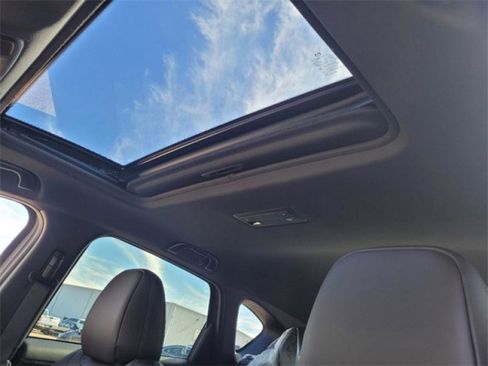 Used 2023 MAZDA CX-5 Signature image 24