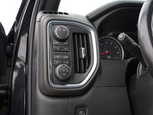 Used 2022 Chevrolet Silverado 1500 High Country image 22