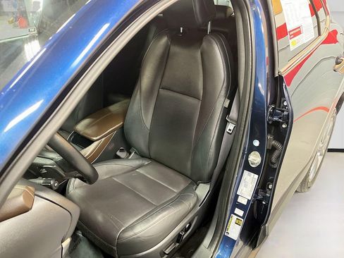 Used 2022 MAZDA CX-30 AWD 2.5 S w/ Premium Package image 19