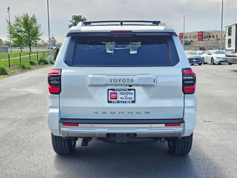 New 2026 Toyota 4Runner Limited AWD/4WD image 4