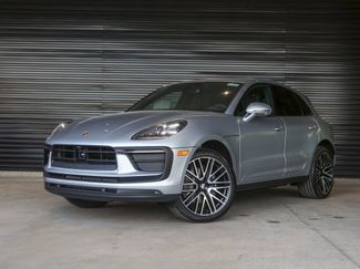 New 2026 Porsche Macan video 1