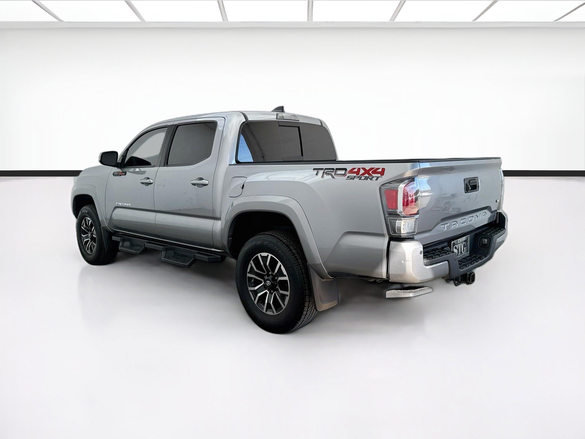 Used 2021 Toyota Tacoma TRD Sport w/ Technology Package AWD/4WD image 6