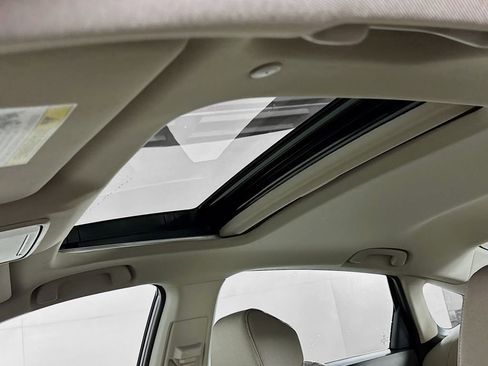 Used 2025 Honda Accord SE image 18