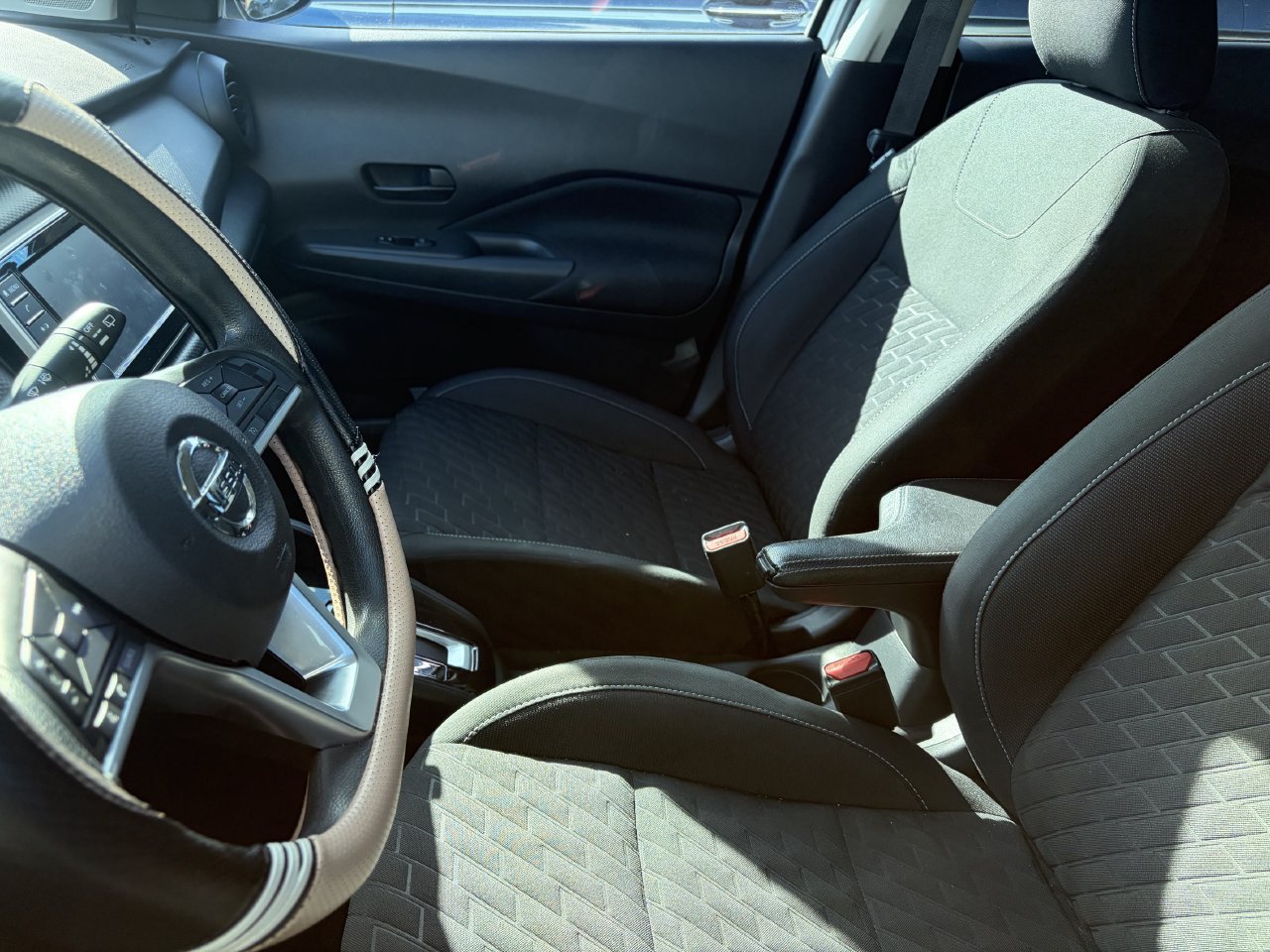 Used 2021 Nissan Kicks S FWD image 6