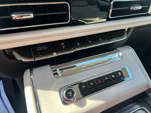 New 2026 Lincoln Aviator Reserve AWD/4WD image 16