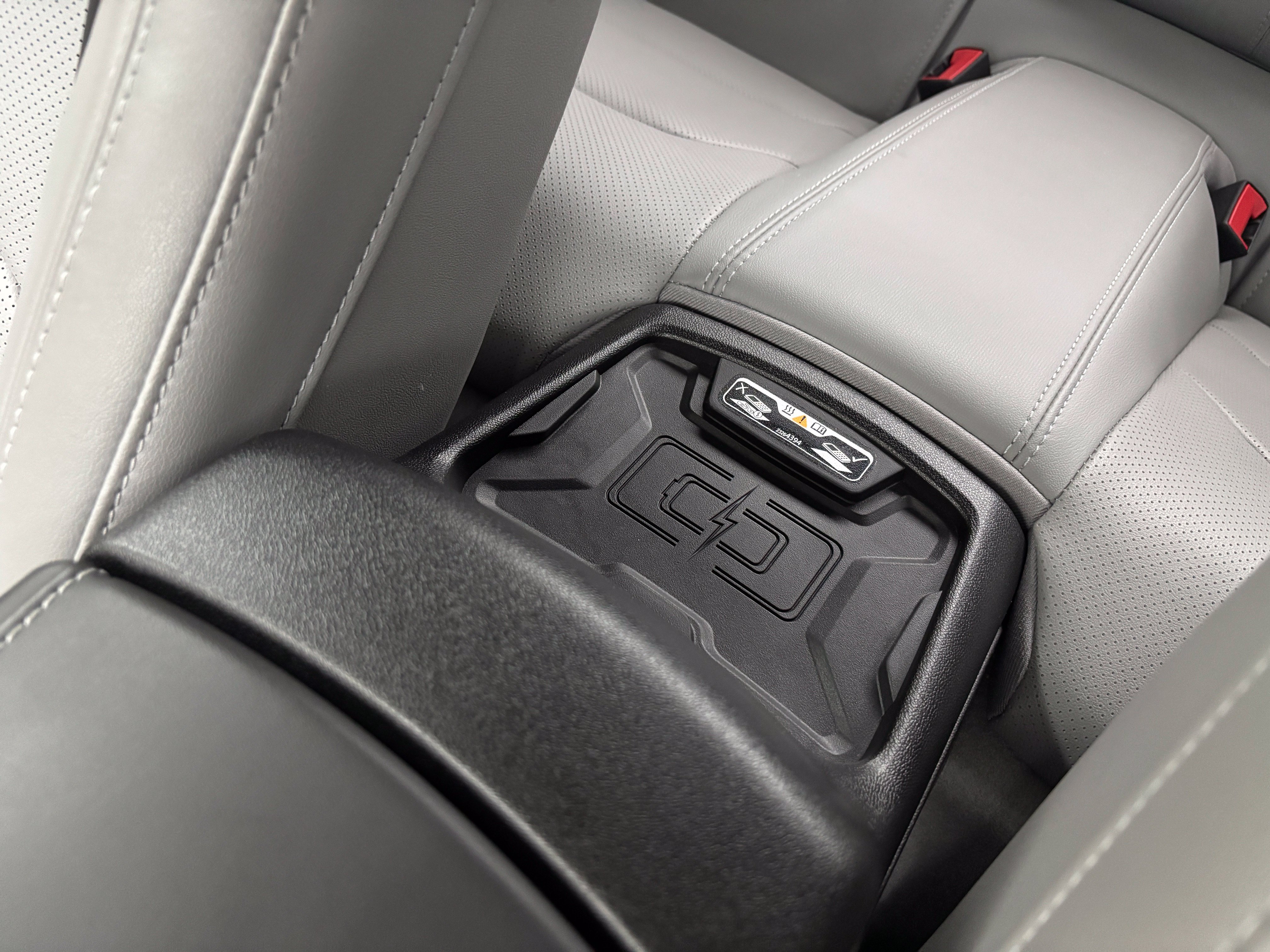 Used 2022 Chevrolet Camaro LT w/ RS Package RWD image 34