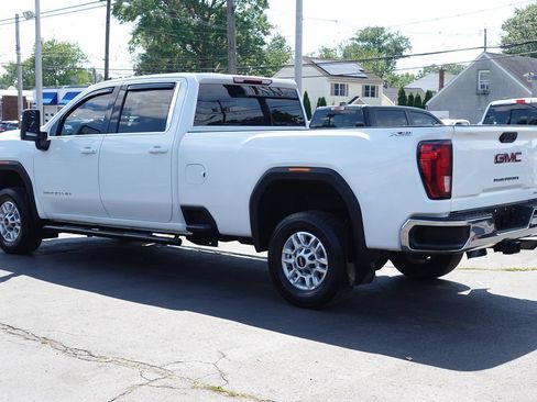 Used 2021 GMC Sierra 2500 SLE w/ X31 Off-Road Package AWD/4WD image 2