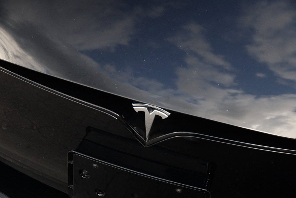 Used 2023 Tesla Model S AWD/4WD image 5