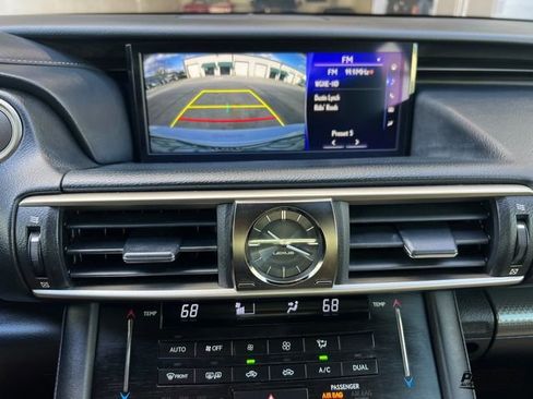 Used 2018 Lexus IS 300 image 40