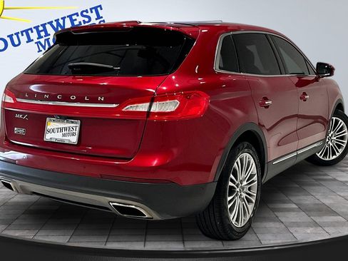 Used 2018 Lincoln MKX Reserve w/ Driver Assistance Package FWD image 7
