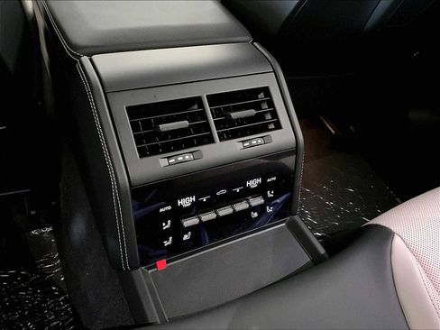 New 2026 Porsche Panamera 4 image 27