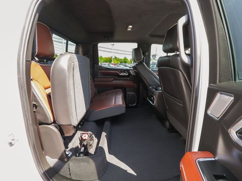 Used 2023 GMC Sierra 1500 Denali Ultimate AWD/4WD image 36