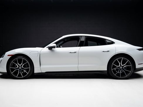 Used 2023 Porsche Taycan w/ Premium Package image 14