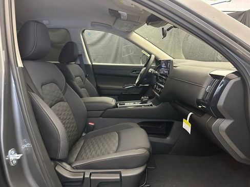 New 2026 Nissan Pathfinder SV AWD/4WD image 14