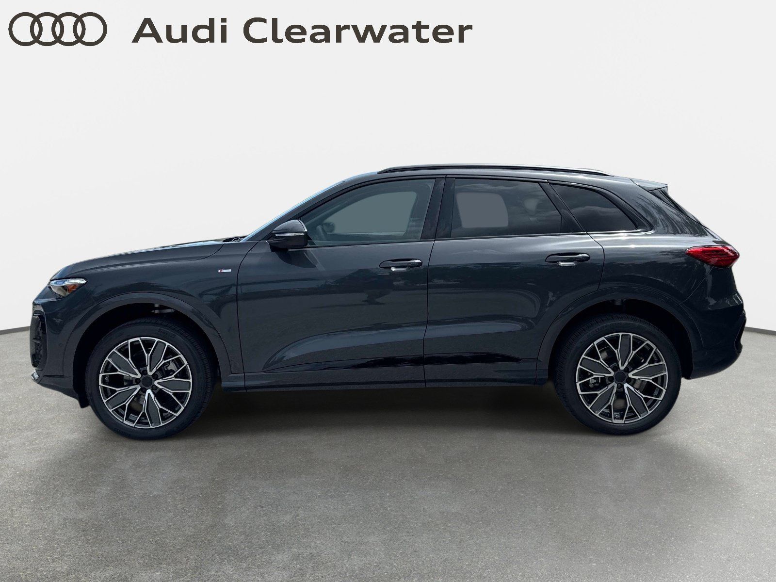 New 2026 Audi Q5 Premium Plus AWD/4WD image 2