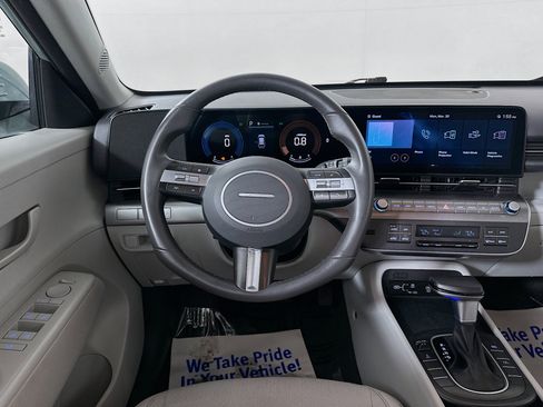 Certified 2025 Hyundai Kona SEL AWD/4WD image 20