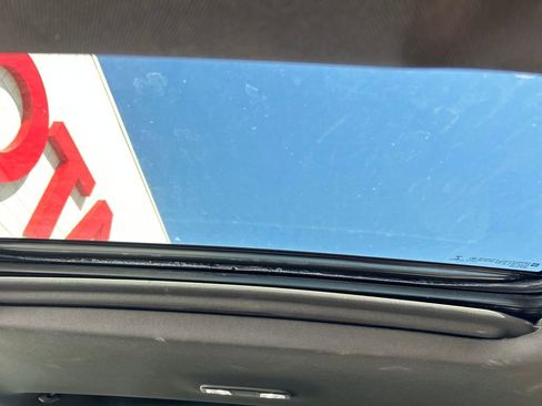 Used 2019 GMC Sierra 1500 AT4 w/ Off Road Performance Package image 19