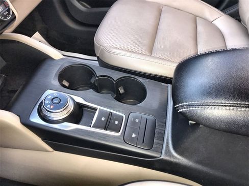 Used 2021 Ford Escape SEL w/ Technology Package image 20