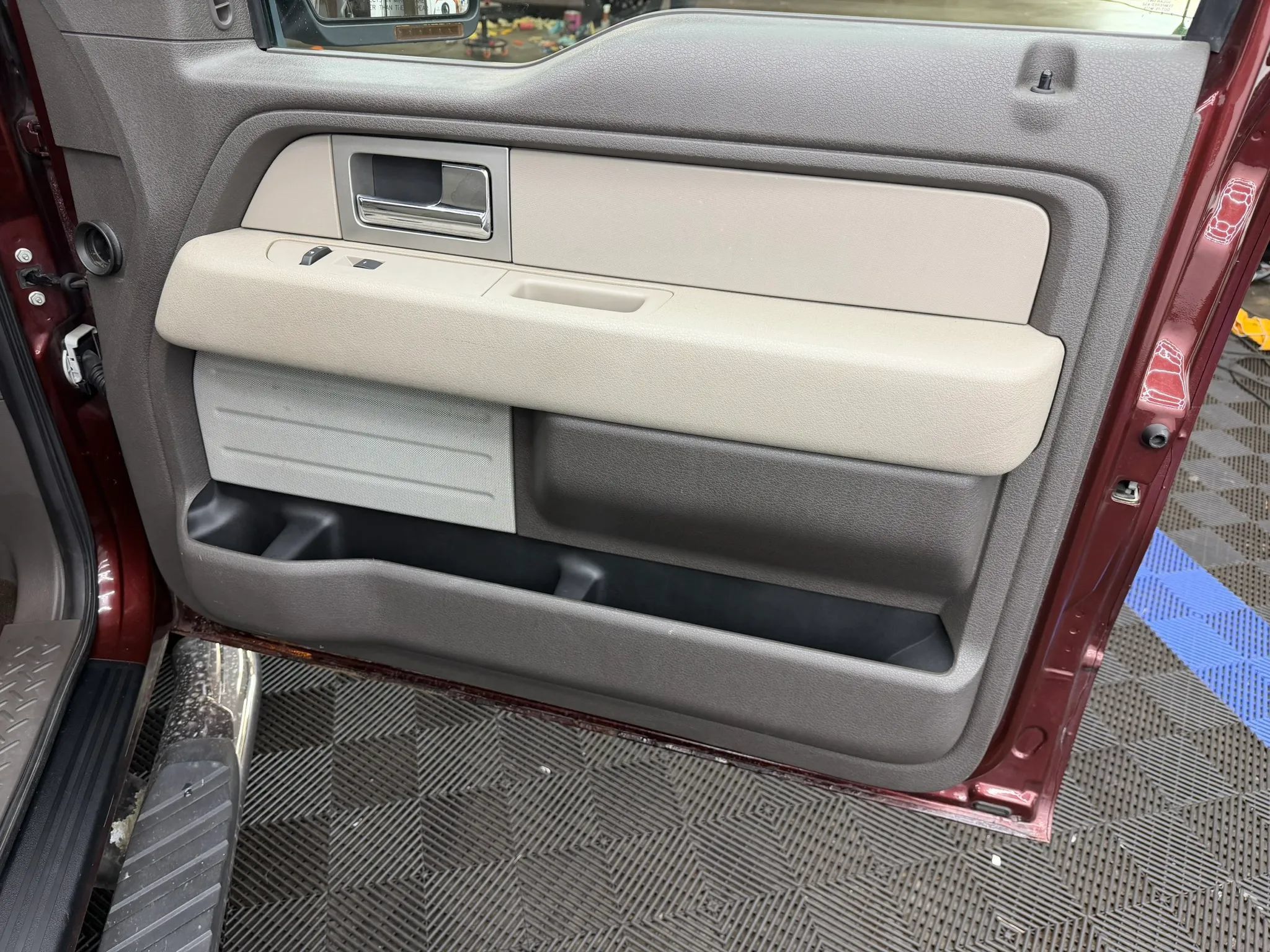 Used 2010 Ford F150 XLT AWD/4WD image 7