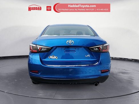 Used 2017 Toyota Yaris iA image 4