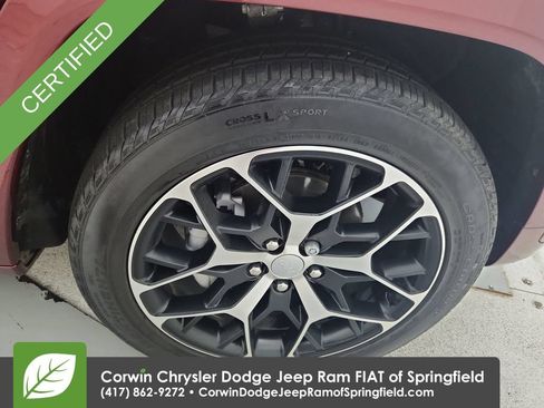 Certified 2025 Jeep Grand Cherokee Summit AWD/4WD image 33