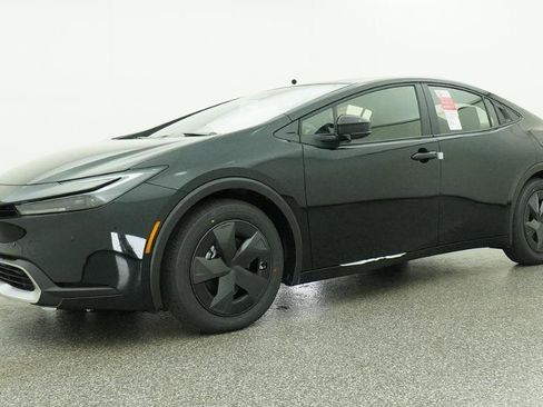 New 2026 Toyota Prius Plug-In Hybrid FWD image 12