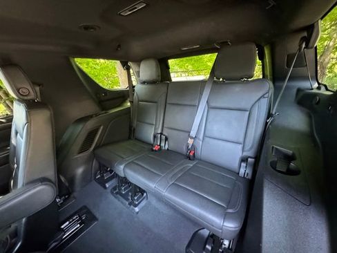 Used 2024 Chevrolet Tahoe LT AWD/4WD image 18