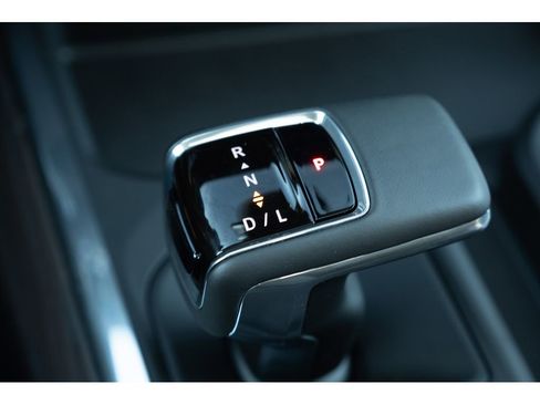 New 2026 GMC Sierra 1500 SLT image 26