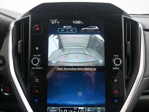 Used 2024 Subaru Crosstrek 2.0i Premium image 11