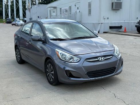 Used 2016 Hyundai Accent SE FWD image 4