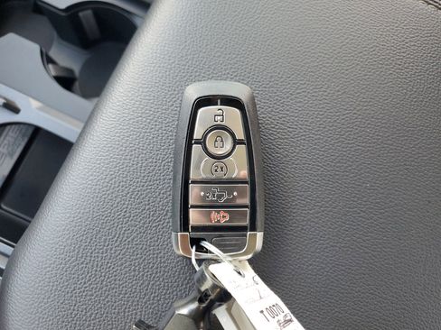 New 2026 Ford F250 XLT w/ XLT Premium Package image 22