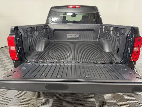 Used 2018 Chevrolet Silverado 1500 LT w/ All Star Edition image 11