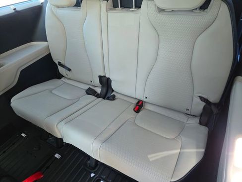 New 2026 Kia Carnival SX Prestige FWD image 12