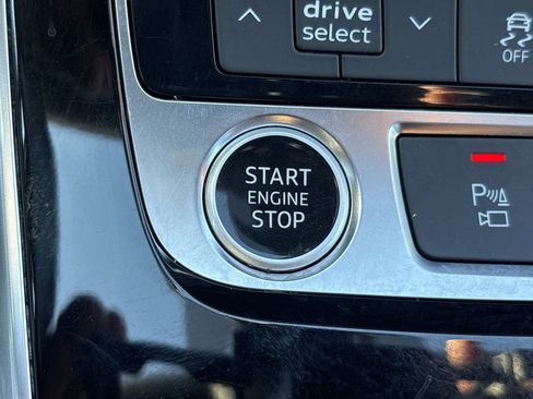 Used 2021 Audi Q7 3.0T Premium Plus image 18