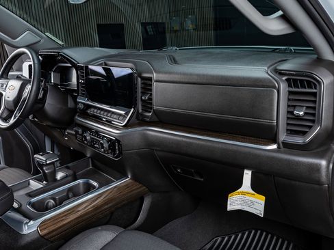 Used 2024 Chevrolet Silverado 1500 LT w/ Texas Edition Plus image 17