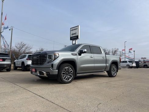 Used 2024 GMC Sierra 1500 Denali Ultimate image 7