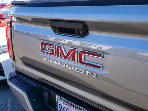 Used 2024 GMC Canyon AT4 AWD/4WD image 11