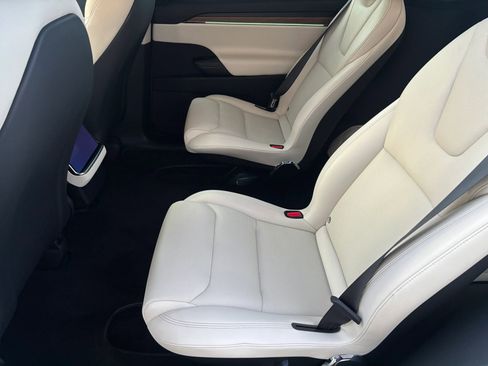 Used 2026 Tesla Model X AWD/4WD image 14