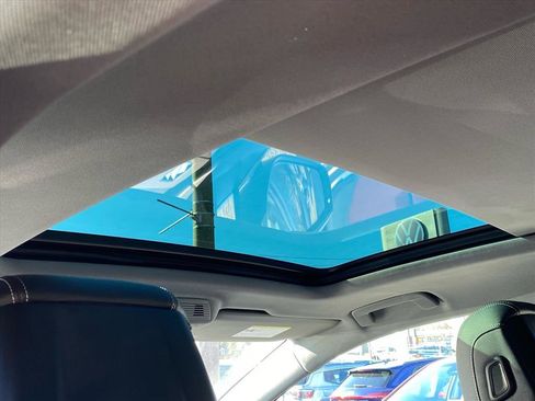 Used 2023 Audi Q4 e-tron Premium Plus w/ Premium Plus image 20