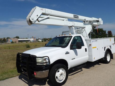 Used 2007 Ford F550 2WD Regular Cab Super Duty image 7